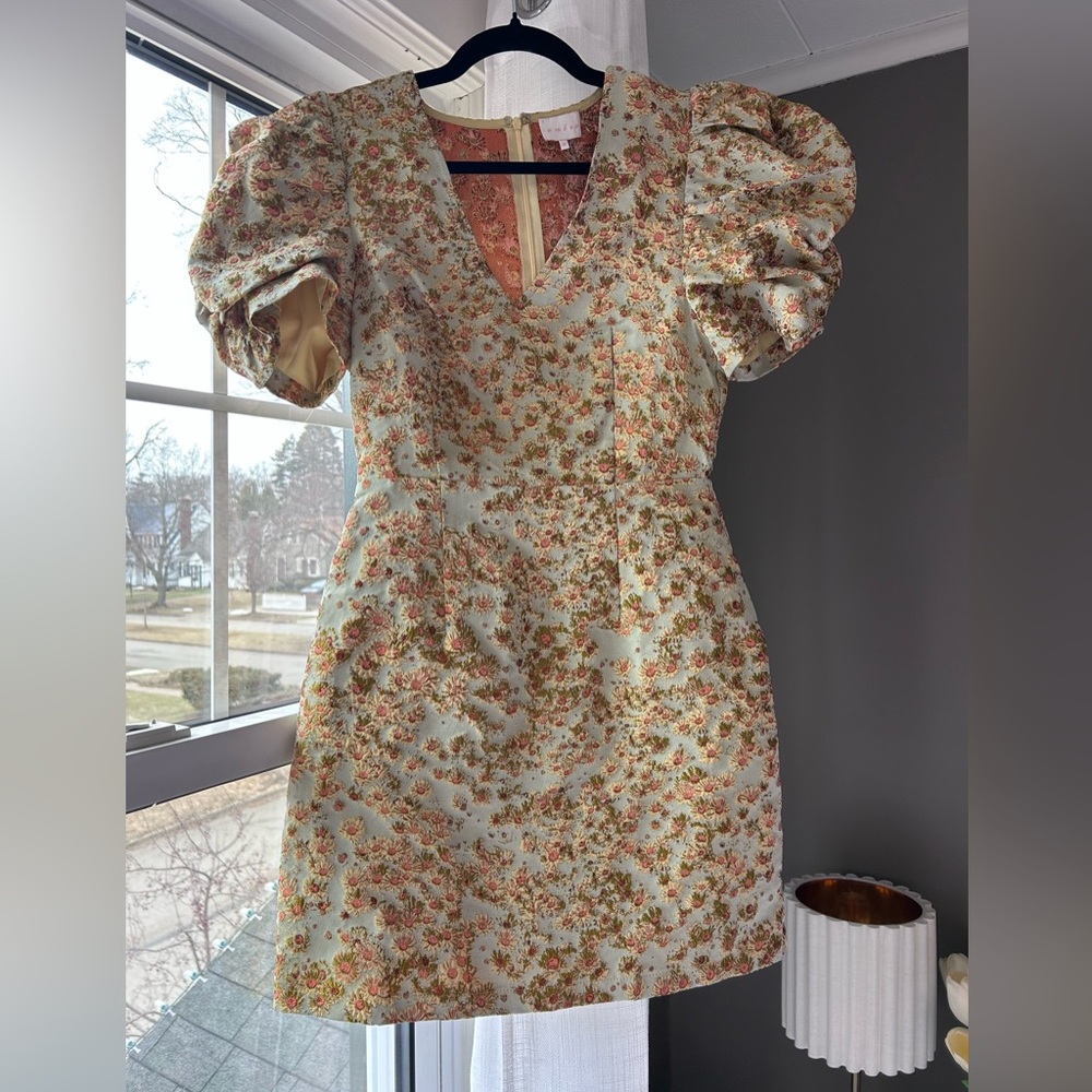 Floral Puff Sleeve Shift Dress